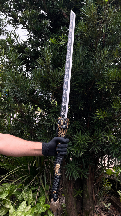 Espada Dragão com Lâmina Decorada e Cabo Detalhado Preto e Dourado