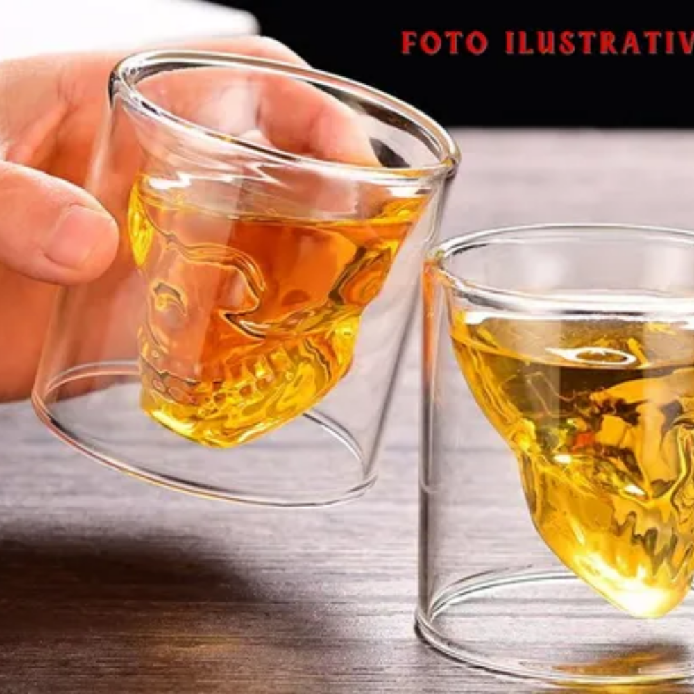 Copo Whisky Caveira Vidro Duplo - 2 Peças - 75ml - Design 3D | Doma Crioula Cutelaria Artesanal